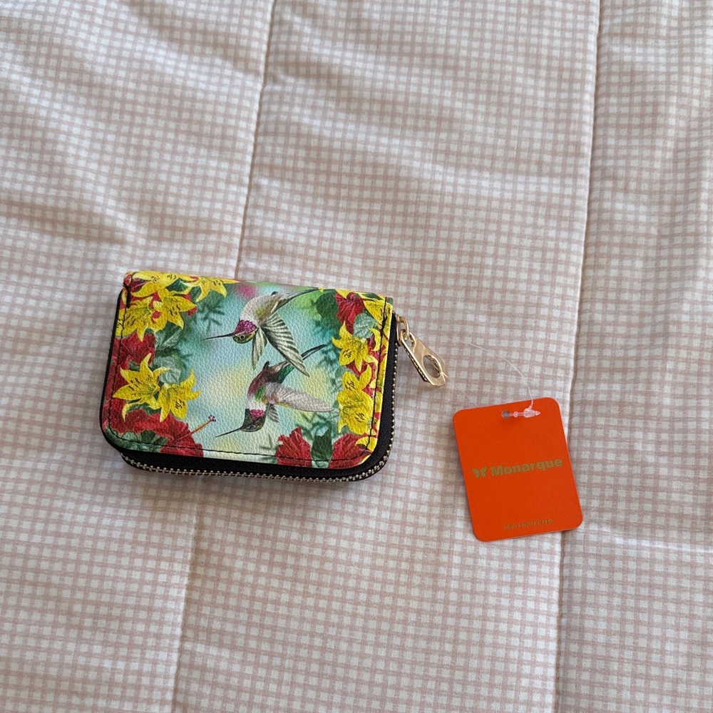 Floral Key & Card Holder - Multicolor